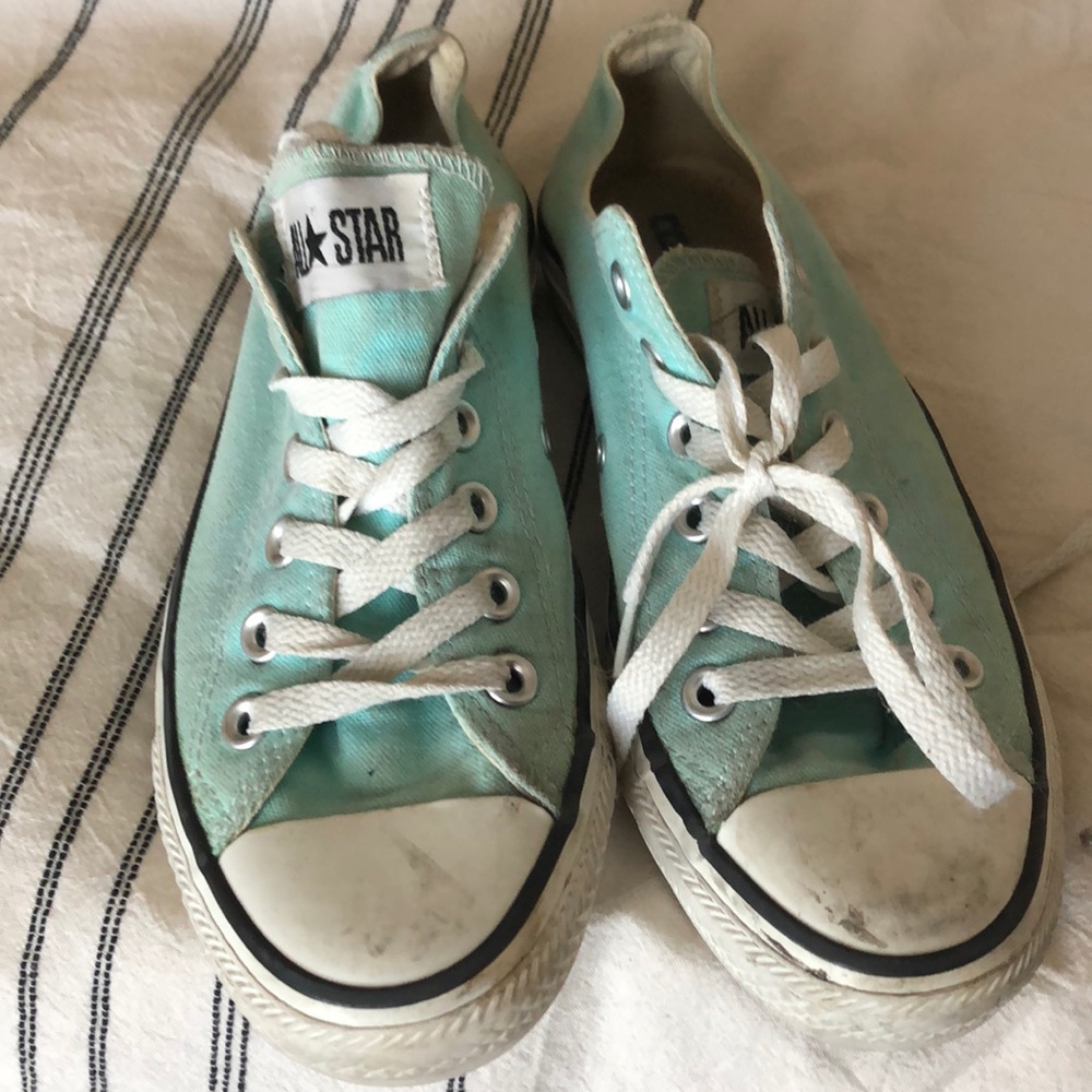 Sea Foam Converse